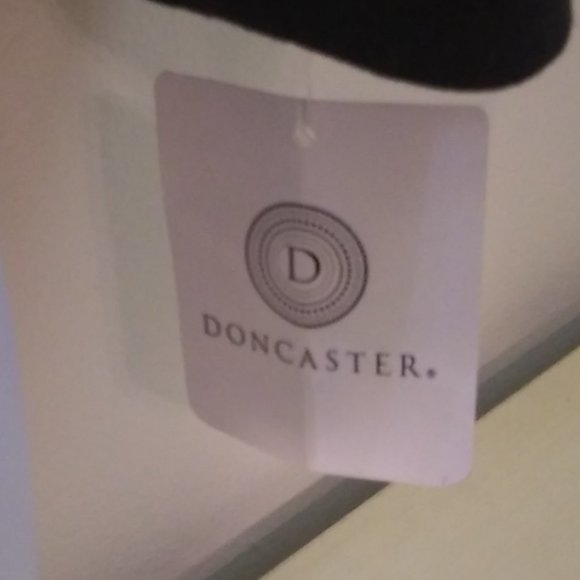 NWT Doncaster dark gray pleated jacket - size 4 - Picture 6 of 8